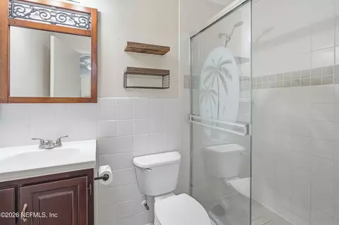 Bath - 736 Wynfield Cir, Saint Augustine, FL 32092 photo 1 of 2