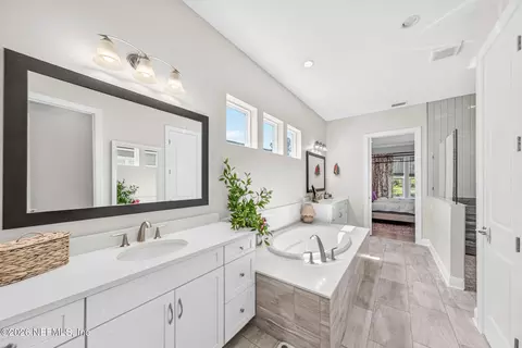 Bath - 240 Pine Haven Dr, Saint Johns, FL 32259 photo 1 of 5