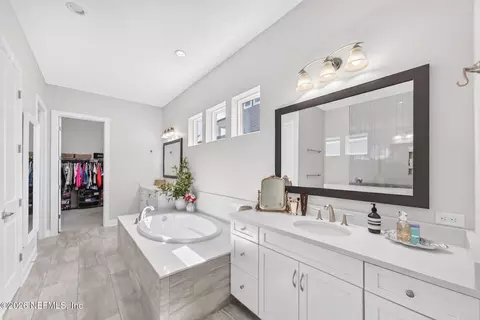 Bath - 240 Pine Haven Dr, Saint Johns, FL 32259 photo 3 of 5