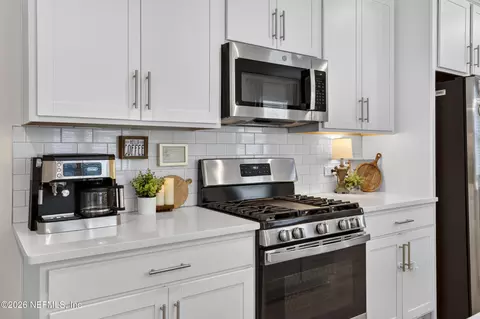 Kitchen - 300 Honeycomb Trl, Saint Augustine, FL 32095 photo 5 of 5