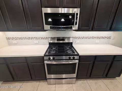 Kitchen - 257 Portada Dr, Saint Augustine, FL 32095 photo 2 of 2