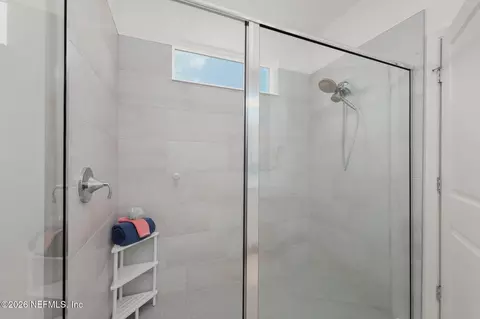 Bath - 732 Lake Sinclair St, Saint Augustine, FL 32084 photo 4 of 7