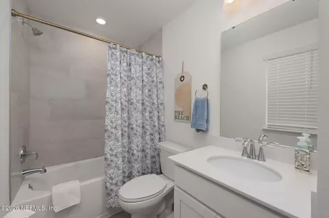 Bath - 732 Lake Sinclair St, Saint Augustine, FL 32084 photo 6 of 7