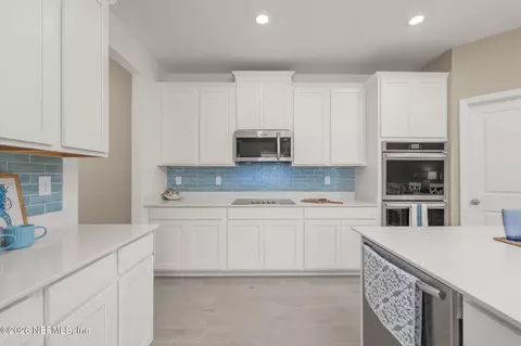 Kitchen - 732 Lake Sinclair St, Saint Augustine, FL 32084 photo 3 of 5