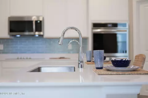 Kitchen - 732 Lake Sinclair St, Saint Augustine, FL 32084 photo 4 of 5