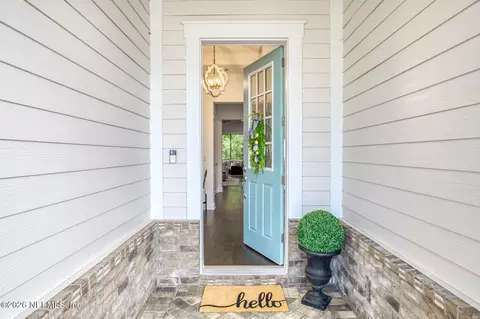 Entry Way - 283 Seahill Dr, Saint Augustine, FL 32092 photo 1 of 4