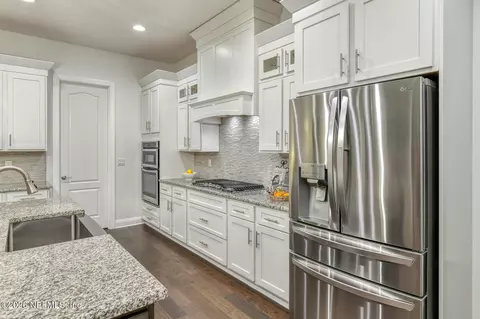 Kitchen - 283 Seahill Dr, Saint Augustine, FL 32092 photo 4 of 5