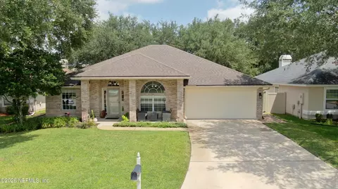 9357 Picarty Dr, Jacksonville, FL 32244