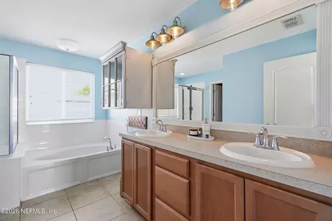 Bath - 324 Silver Glen Ave, Saint Augustine, FL 32092 photo 3 of 6
