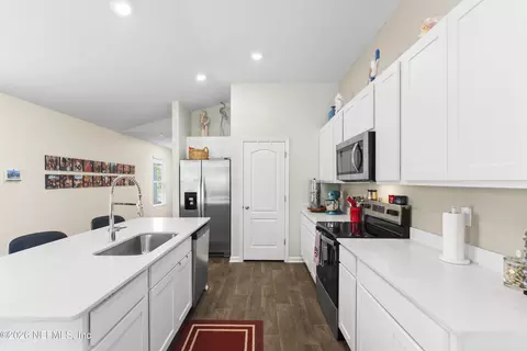 Kitchen - 78 Stonegate Ave, Saint Augustine, FL 32084 photo 4 of 5