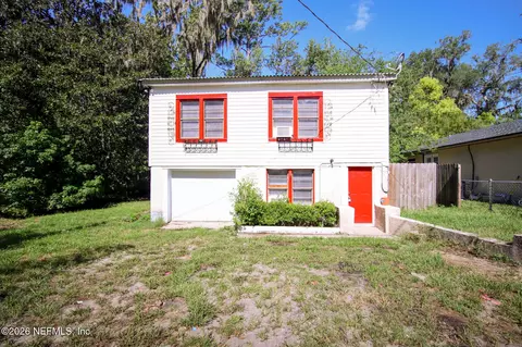 9924 Sunset Dr, Jacksonville, FL 32208