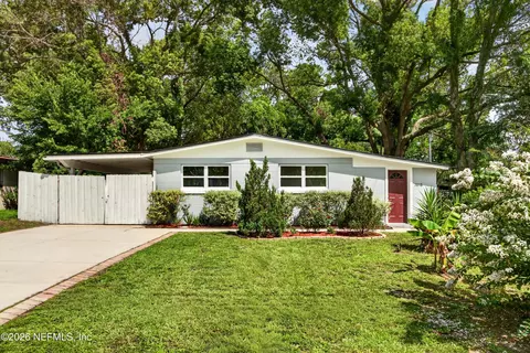 7015 Miss Muffet Ln N, Jacksonville, FL 32210