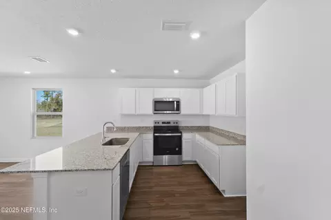 Kitchen - 10230 Ebert Ave, Hastings, FL 32145 photo 1 of 1
