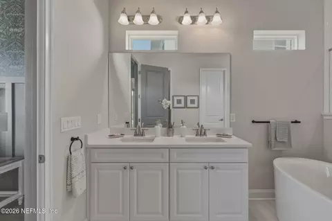 Bath - 55 Navigators Rd, Saint Johns, FL 32259 photo 2 of 7