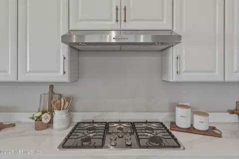 Kitchen - 55 Navigators Rd, Saint Johns, FL 32259 photo 5 of 6