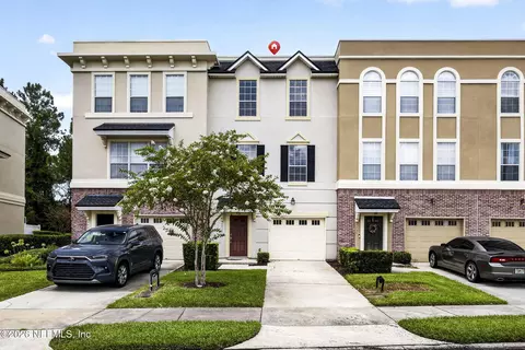 4460 Congressional Dr, Jacksonville, FL 32246