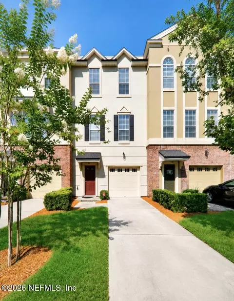 4460 Congressional Dr, Jacksonville, FL 32246