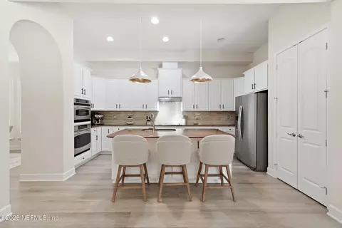 Kitchen - 804 Stelling Ct, Saint Johns, FL 32259 photo 1 of 6