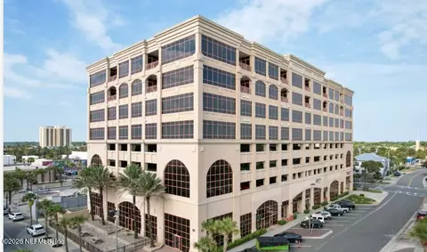 320 1st St N #909, Jacksonville Beach, FL 32250