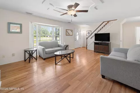 Living - 1008 Colley Rd, Starke, FL 32091 photo 2 of 4