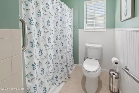 Bath - 1008 Colley Rd, Starke, FL 32091 photo 2 of 4