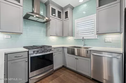 Kitchen - 27 Saint Barts Ave, Saint Augustine, FL 32080 photo 4 of 4