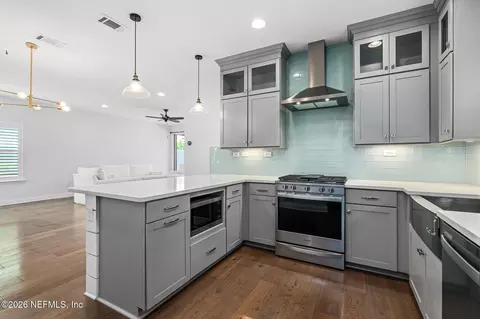 Kitchen - 27 Saint Barts Ave, Saint Augustine, FL 32080 photo 3 of 4