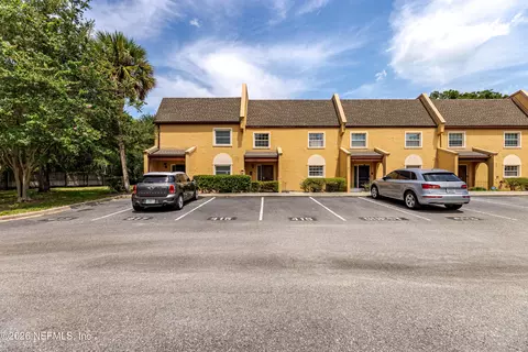 415 Abingdon Pl #88, Jacksonville, FL 32225