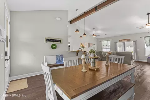 Entry Way - 737 Constitution Pl, Macclenny, FL 32063 photo 3 of 5