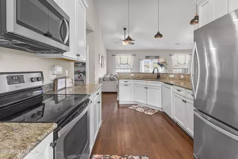 Kitchen - 737 Constitution Pl, Macclenny, FL 32063 photo 2 of 4