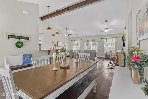 Dining - 737 Constitution Pl, Macclenny, FL 32063 photo 2 of 2