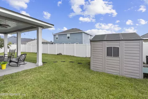 Exterior - 737 Constitution Pl, Macclenny, FL 32063 photo 7 of 21