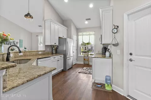 Kitchen - 737 Constitution Pl, Macclenny, FL 32063 photo 1 of 4