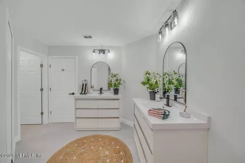 Bath - 749 Mandarin Ter, Saint Augustine, FL 32092 photo 11 of 17