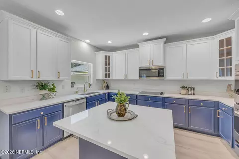 Kitchen - 749 Mandarin Ter, Saint Augustine, FL 32092 photo 7 of 9