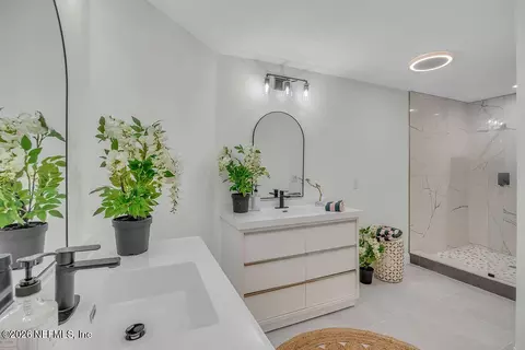 Bath - 749 Mandarin Ter, Saint Augustine, FL 32092 photo 10 of 17