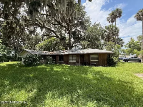 24 Farraday Ln, Palm Coast, FL 32137