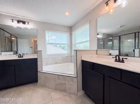 Bath - 316 Willow Lake Dr, Saint Augustine, FL 32092 photo 2 of 3