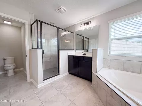 Bath - 316 Willow Lake Dr, Saint Augustine, FL 32092 photo 3 of 3