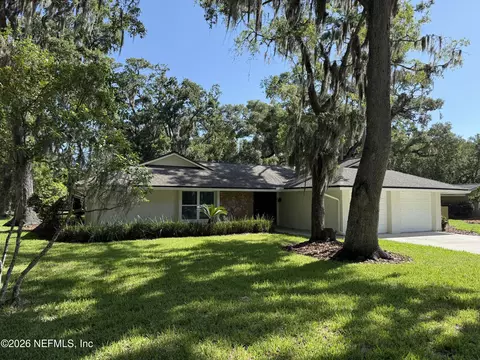 74 Sanchez Dr E, Ponte Vedra Beach, FL 32082