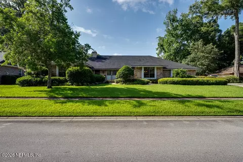 2806 Christopher Creek Rd N, Jacksonville, FL 32217