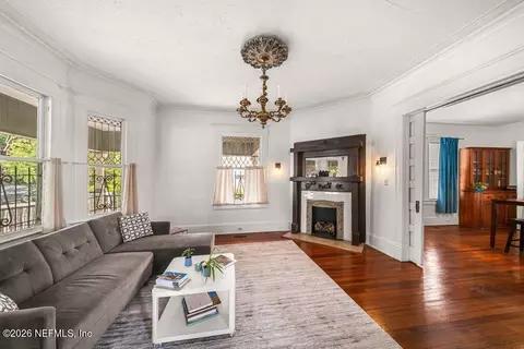 Living - 414 E 6th St, Jacksonville, FL 32206 photo 1 of 2