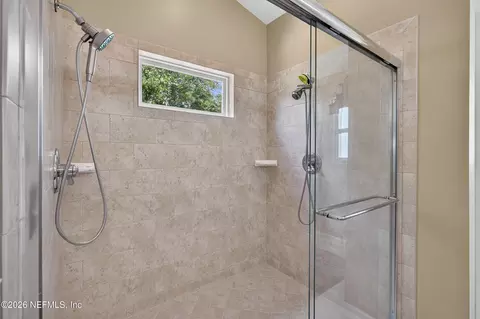 Bath - 158 Washington St, Saint Augustine, FL 32084 photo 3 of 3