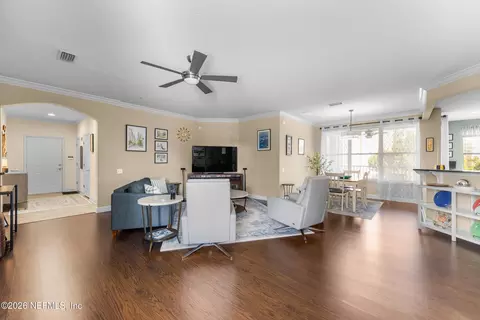 4480 Deerwood Lake Pkwy #238, Jacksonville, FL 32216