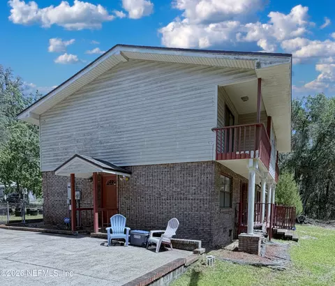 Exterior - 160 Keuka Rd, Interlachen, FL 32148 photo 2 of 5