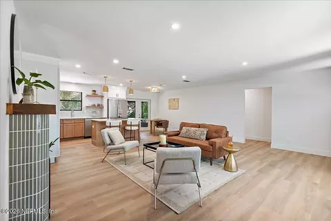 Living - 426 Jasmine Rd, St. Augustine South, FL 32086 photo 2 of 4