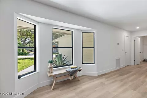 Living - 426 Jasmine Rd, St. Augustine South, FL 32086 photo 4 of 4