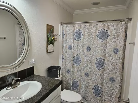 Bath - 195 Cabeza St, Saint Augustine, FL 32080 photo 4 of 5