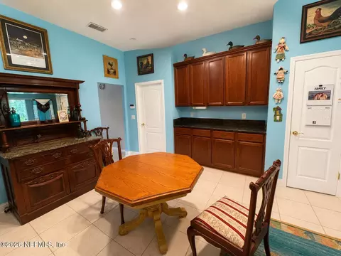 Dining - 1552 Barrington Cir, Saint Augustine, FL 32092 photo 3 of 3