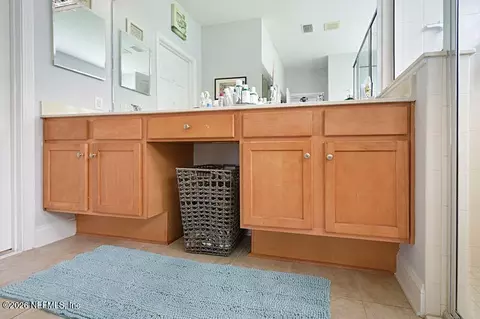 Bath - 1045 Oxford Dr, Saint Augustine, FL 32084 photo 3 of 4